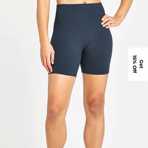 Oiselle Long Ribbed Flyte Shorts